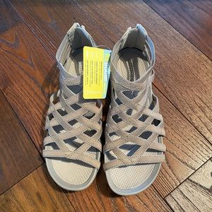 Baretraps sandals brand new with tags